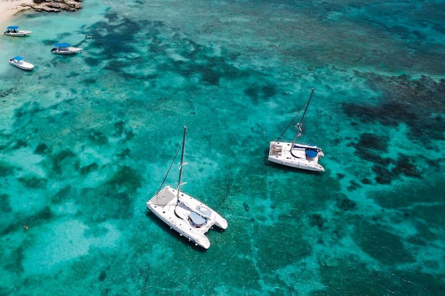 Paros: Private Catamaran Cruise with Lunch, Drinks & SUP - What the Private Format Adds