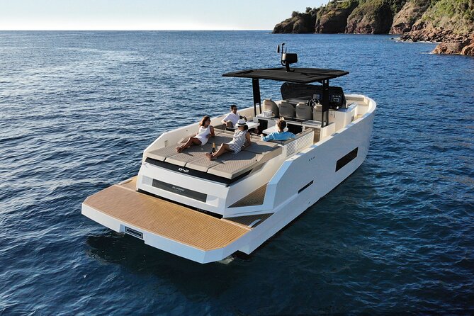 Private 5-Hour Cruise on Brand-New Luxury Yacht in Mykonos (Para Voce) - Paradise Beach from a private deck