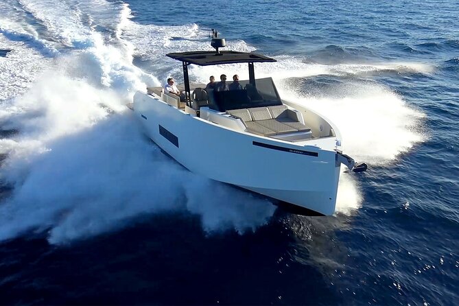 Private 5-Hour Cruise on Brand-New Luxury Yacht in Mykonos (Para Voce) - Two hours at Elia Beach