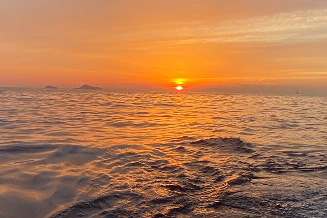 Private all included yacht Tour in Santorini - White Beach gives you more time to snorkel