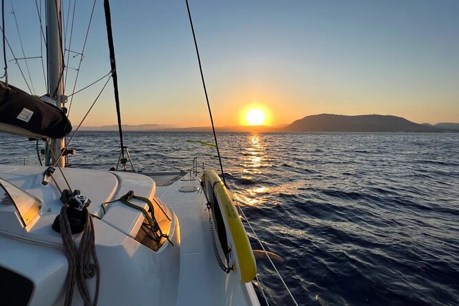 Private CATAMARAN daytrip - Lindos/ Rhodos with Lunch and drinks - Starting near Lardos at 10:30 a.m.