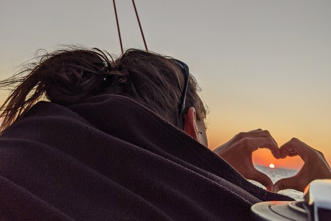 Private Full Day Catamaran Cruise from Paros with Lunch - What lunch and drinks add to the price