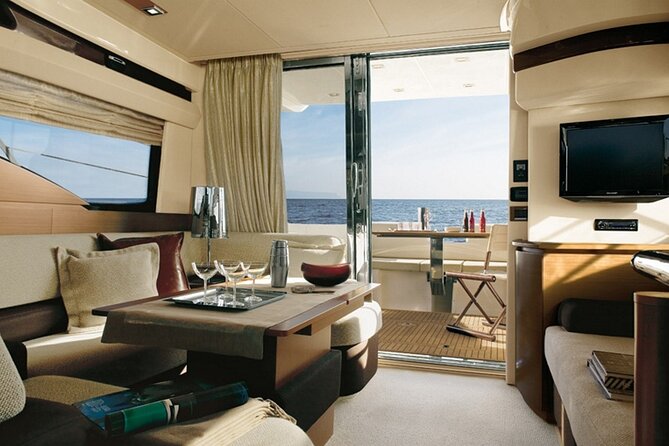 Private Motor Yacht Cruise with BBQ, Open Bar & Transfers - How the transfers work, including cruise ship visitors