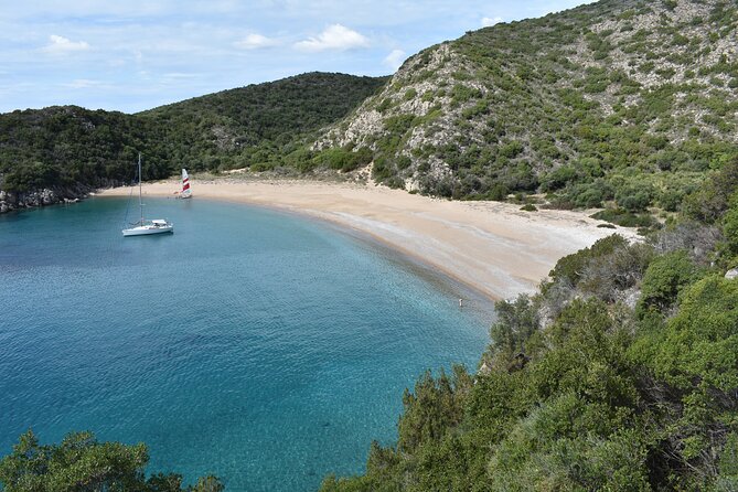private sailing cruises - A private day along the Messenian coast