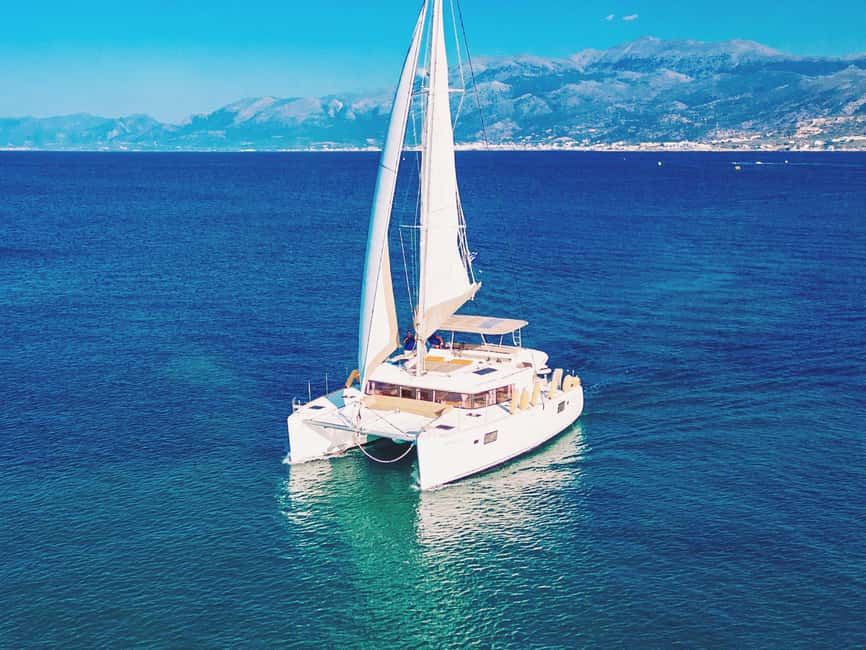 Rethymno Premium Catamaran Cruise: Healthy Lunch & Open Bar - Georgioupoli Bay or Skaleta: the swimming stop