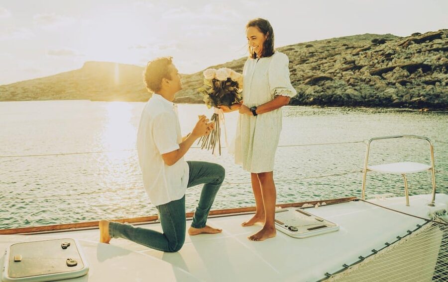 Rethymno: Sunset Catamaran Cruise - Sushi & Open Bar - One hour cruising along the Cretan coast