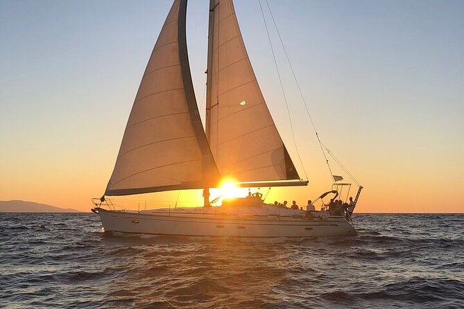 Romantic Luxury Sunset sailing - Sunset from a sheltered bay