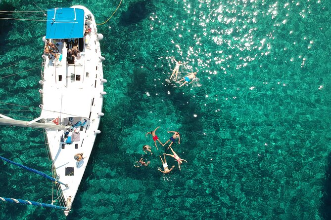 Round of Milos and Poliegos Sailing boat snorkelling cruise - Kalogries offers the first swim