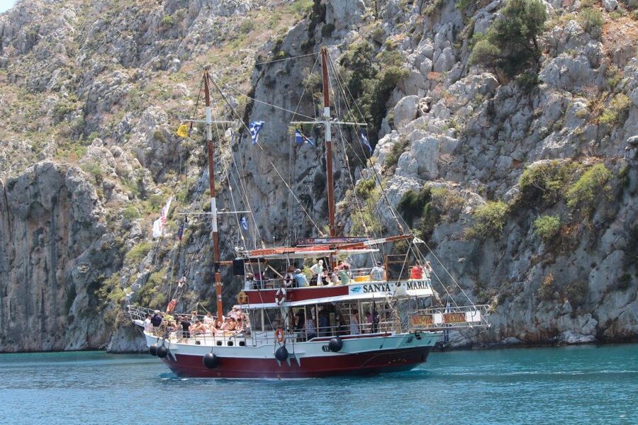 Sail Away in Kos: Unveil 3 Greek Isles’ Secrets! - Lunch, drinks, and what to bring