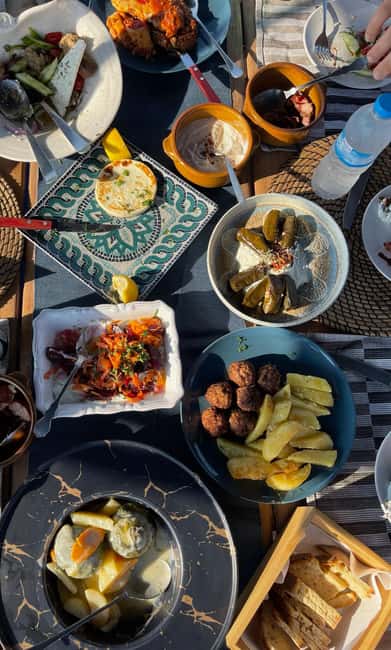 Sailing & gastronomy experience across the Athenian Riviera - Who will enjoy this sailing experience most