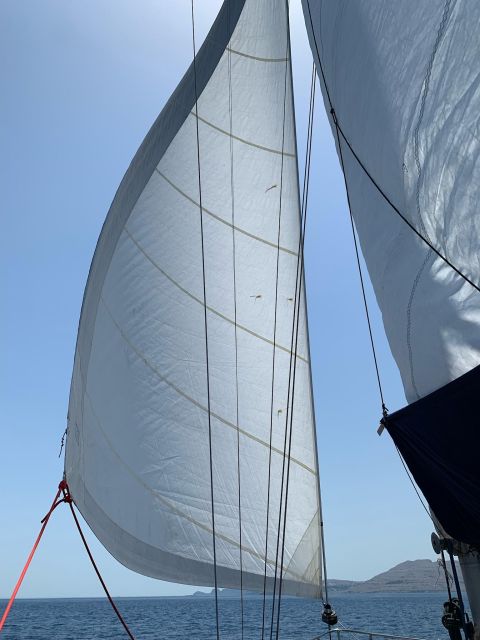 Sailing tour around Lindos with food and drinks - Greek lunch on the water
