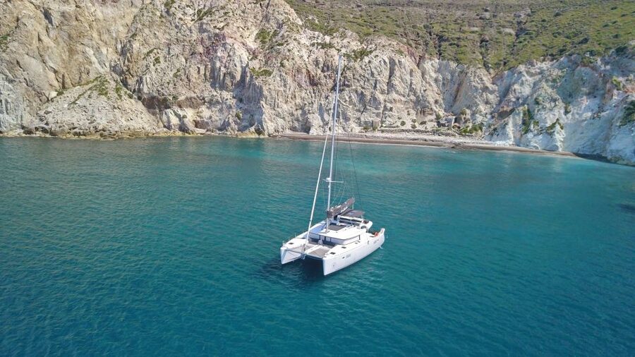 Santorini: Caldera Luxury Catamaran Cruise w/ Meal & Drinks - Why seeing Santorini from the sea makes sense