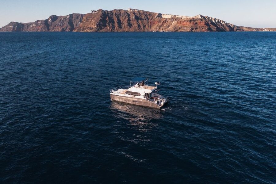Santorini: Caldera Private Power Catamaran Cruise - Practical details before you book