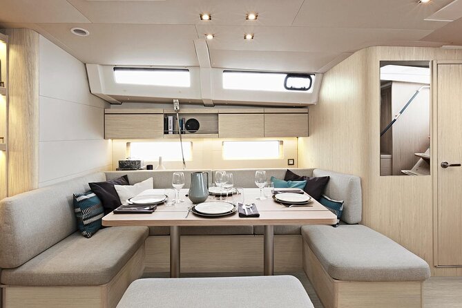 Santorini: Caldera Private Sailing Boat Cruise with Beneteau Oceanis 46.1 - Greek food, local wine, and an open bar