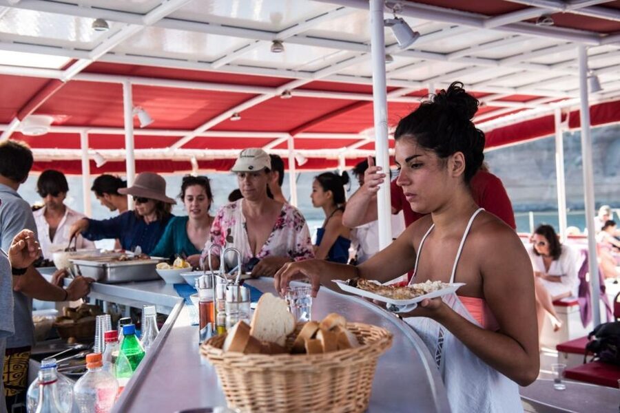 Santorini: Catamaran Cruise, Winery, & Oia Sunset Combo Tour - Who should book this Santorini day?