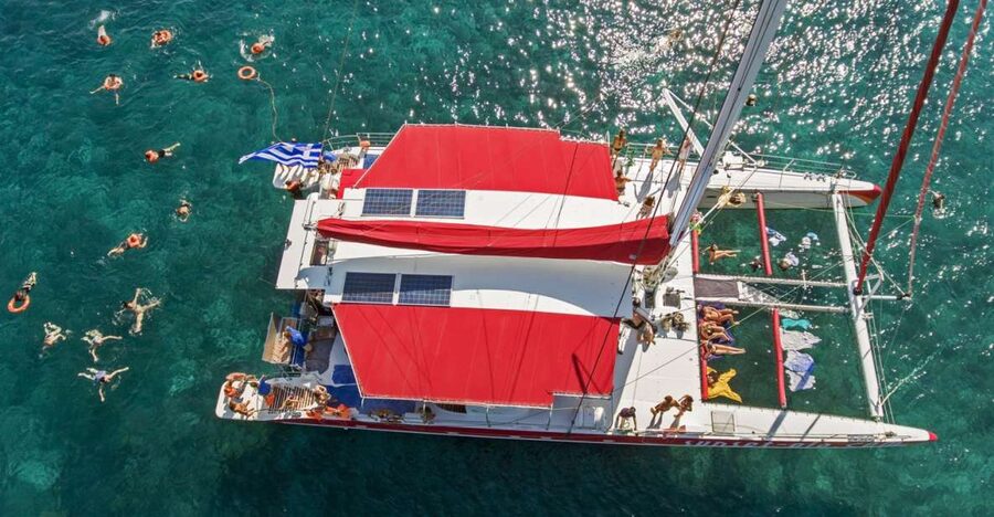 Santorini: Catamaran Cruise, Winery, & Oia Sunset Combo Tour - Why this combination works in Santorini