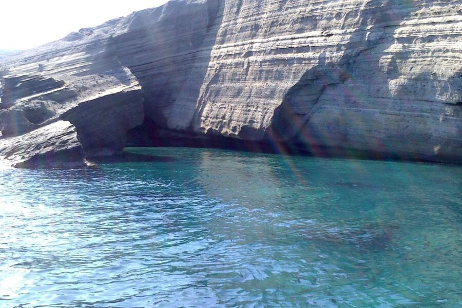 Santorini: Catamaran Cruise, Winery, & Oia Sunset Combo Tour - Setting sail around the caldera