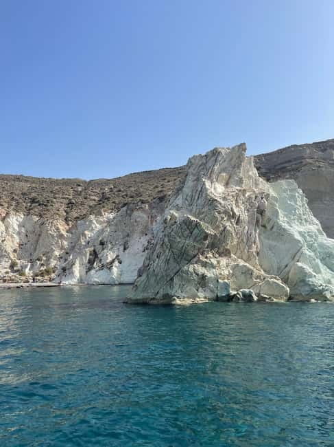 Santorini: Catamaran Cruise with Food and Drinks - Palea Kameni and the warm Hot Springs