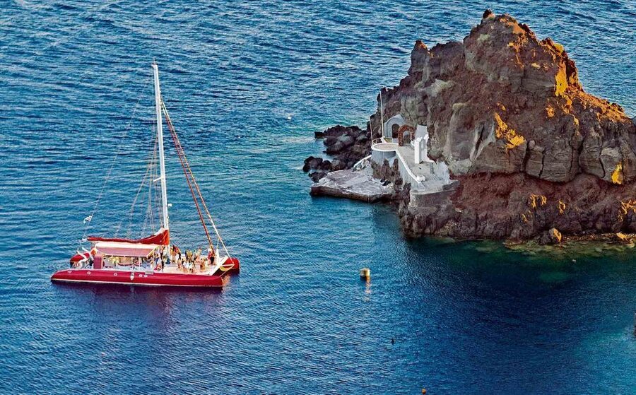 Santorini: Cruise Catamaran with BBQ & Drinks Day or Sunset - Key points to know before booking
