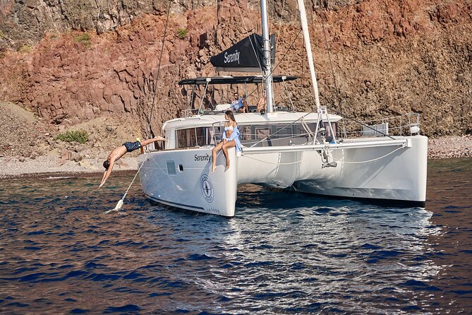 Santorini: Luxury Catamaran Cruise with Fresh Fish BBQ & Drinks - The volcano and Sulfur Springs
