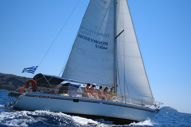 Santorini Oia: Private Sailing Yacht Cruise with Meal and Drinks - Lunch onboard is a major part of the experience