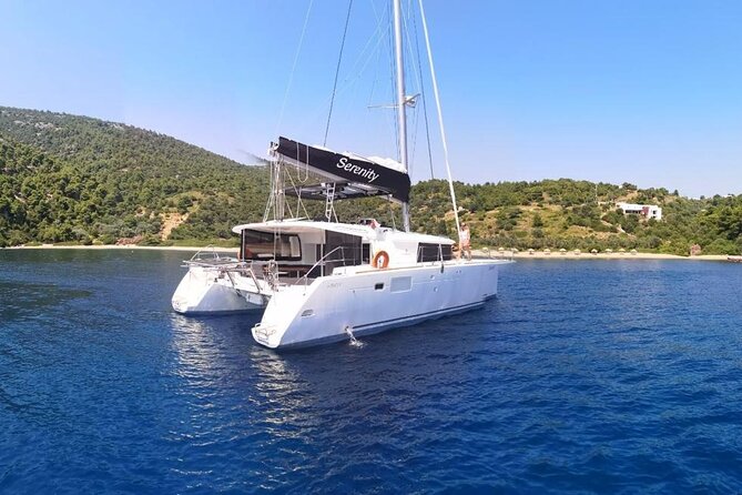 Santorini Oia: Private Sunset Catamaran Cruise with BBQ & Drinks - Nea Kameni and Santorini’s volcanic core