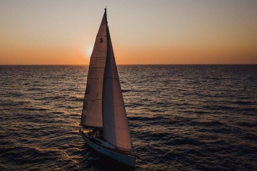 Santorini: Private Caldera Sailing Trip with Open Bar & Meal - Crew, boat, and onboard comfort