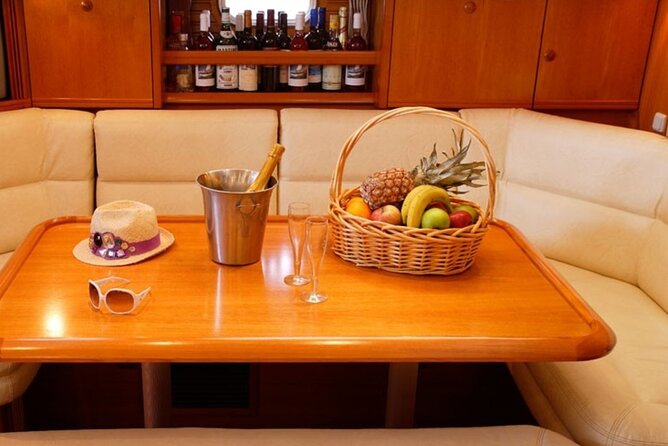 Santorini: Private Sailing Yacht Cruise with Meal and Drinks - Food, drinks, and what is included