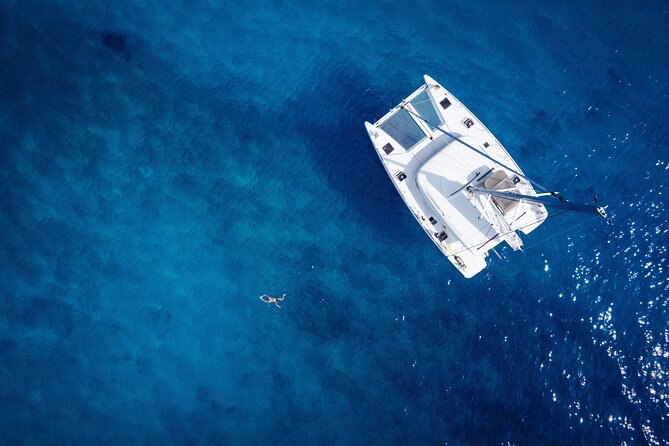 Semi Private Cruise with luxury Catamaran in Delos and Rhenia islands - Who will enjoy this Mykonos cruise most?