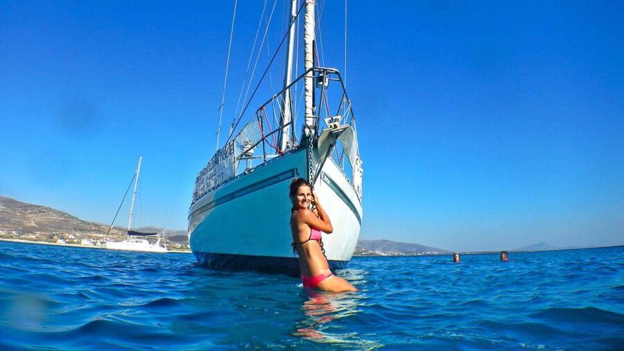 Semi-Private :Full-Day Sailing Tour Swim, Snacks & Drinks - Blue Lagoon and the Holed Cave