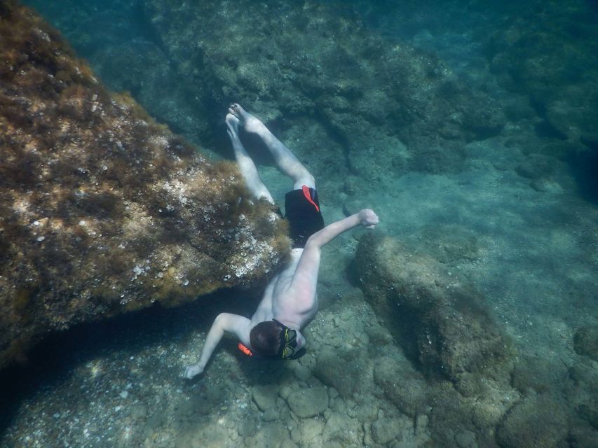 Semi-Private :Full-Day Sailing Tour Swim, Snacks & Drinks - Why the weather decides your itinerary