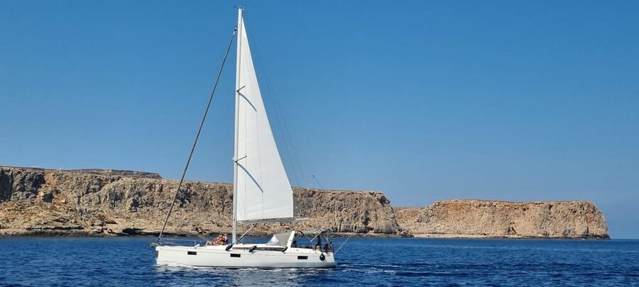 Shared Balos and Gramvousa Sailing Trip with Meal and Drinks - What the boat setup means for your comfort