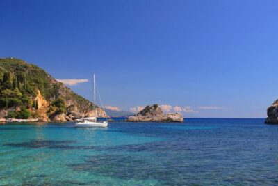 Shared Catamaran Romantic Sunset Cruise from Santorini via Volcano