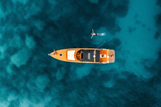 Shipwreck and Blue Caves Yacht Tour - Extra stops that make the route flexible