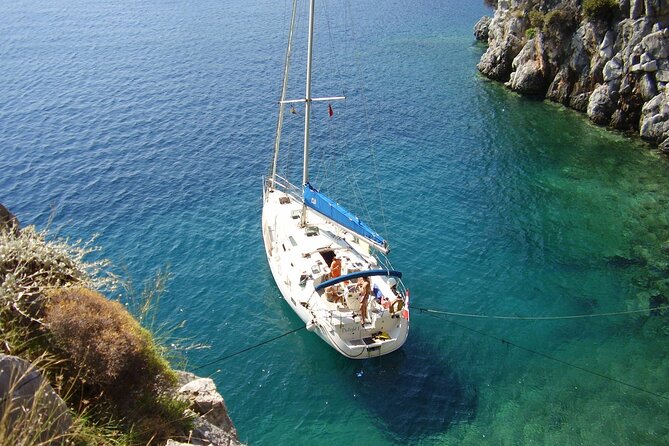 Single day Sail boat cruise with swimming, snorkeling, drinks and lunch - Is $116.11 good value?