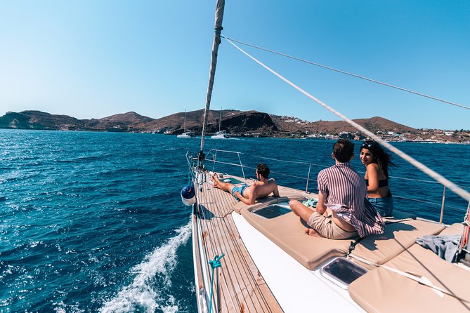 Sunset Caldera Sailing Cruise - Why the 10-person limit matters